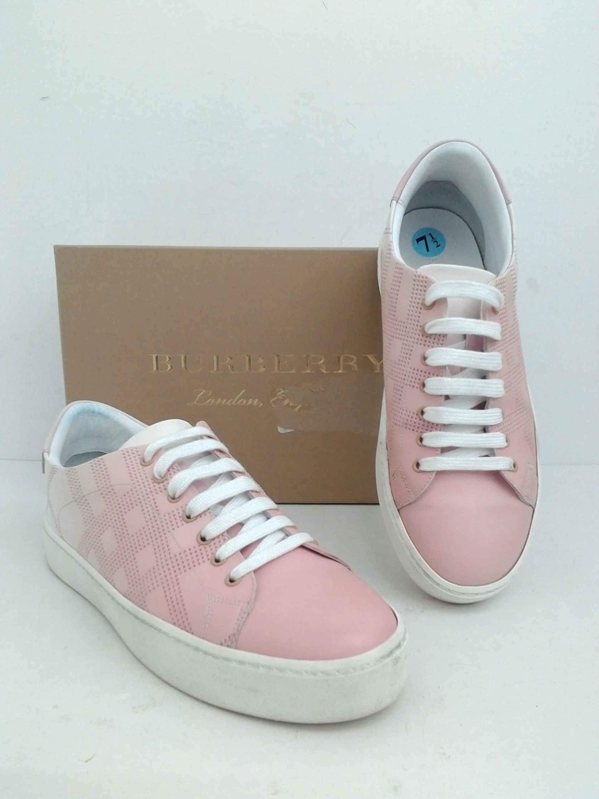 Burberry Women's Low Top Sneakers Sugar Pink Size 37.5