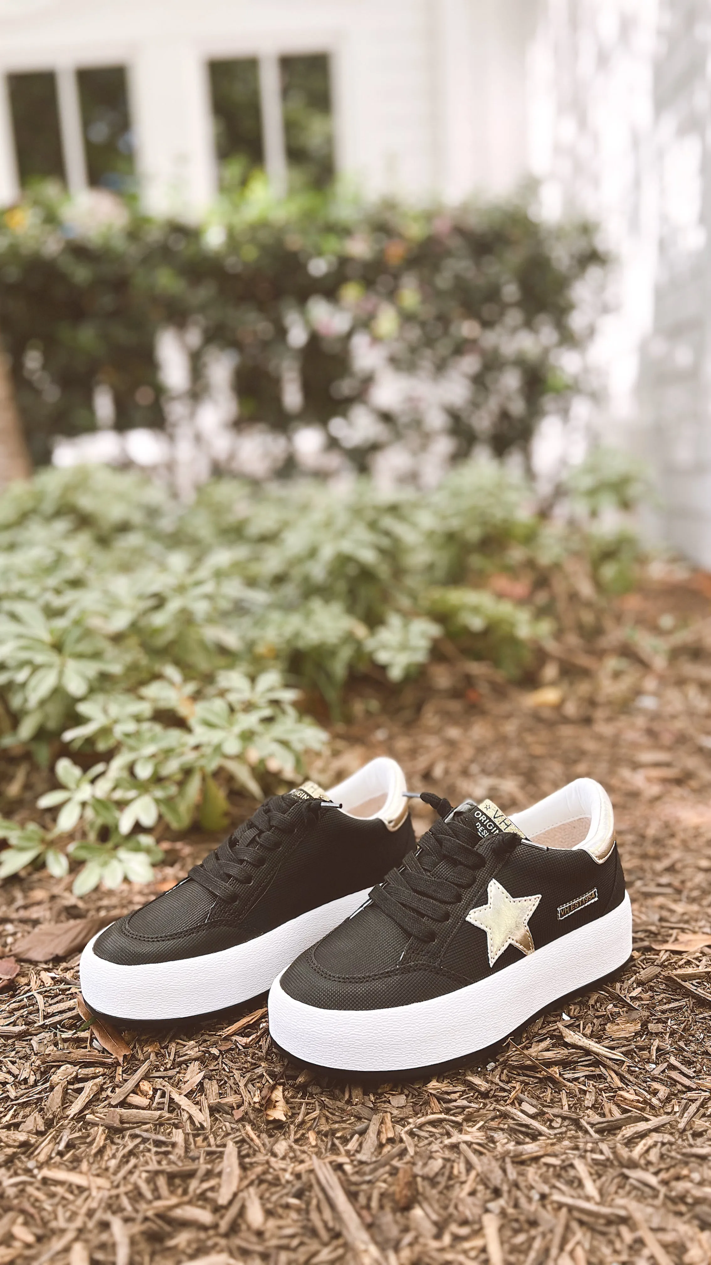 The Ream 4 sneaker by Vintage Havanna